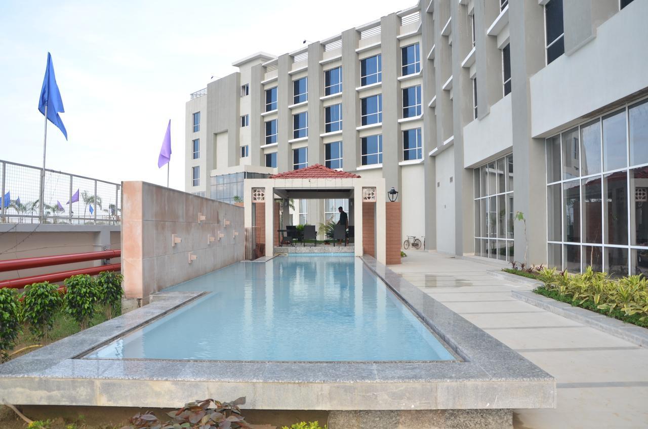 Maha Bodhi Hotel.Resort.Convention Centre Экстерьер фото